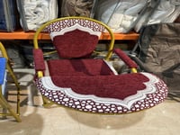 كرسي الصلاة لون احمر داكن