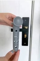 مسكة للباب بلاستك