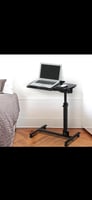 طاولة لابتوب تحكم حسب الحاجة لون أسود