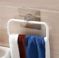 علاق مناشف حمام