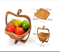 قاعده خشبيه قابله للطي تصلح للتقطيع عليها وفي نفس...