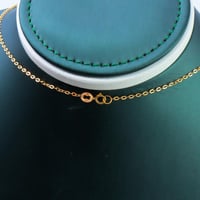 مخنق ذهب عيار 21 الرمش السادة وزن 12.61 جرام