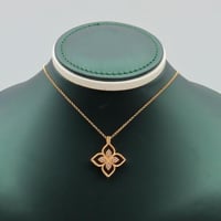 عقد ذهب روبرتوكوين تصميم الماسي عيار 18 وزن 6.34 ج...