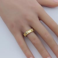 دبلة فان كليف ذهب عيار 18 نسائية وزن 3.5 جرام