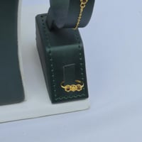 طقم ذهب فخم عيار 21 بتصميم فريد وزن 10.2 جرام