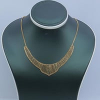 عقد ذهب فخم عيار 18 – تصميم ياباني أنيق – وزن 10.1...