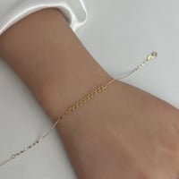 اسوارة جنزير ذهب نواعم عيار 18 وزن 0.5 جرام