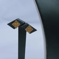 نصف طقم ذهب المنثورة عيار 21 وزن 6.45 جرام