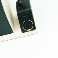 طقم ذهب ثلاثة دور عيار 18 ذهب صافي وزن 4.43 جرام