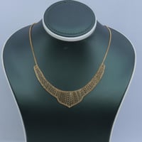 عقد ذهب فخم عيار 18 – تصميم ياباني أنيق – وزن 10.1...