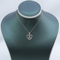 تعليقة ذهب عيار 18 قلب الألماس الناعم وزن 1.87 جرا...