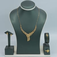 طقم ذهب فخم عيار 21 بتصميم جذاب وزن 9.25 جرام