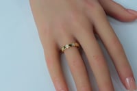 دبلة ذهب شومية تصميم الماسي عيار 18