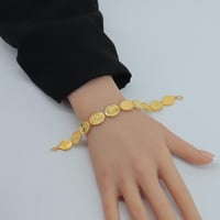 افضل اسوارة ذهب عيار 21 بتصميم فريد وزن 8.46 جرام