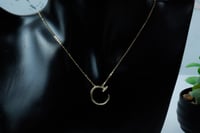 سلسال ذهب طويل تصميم مسمار الماسي عيار 18 وزن 2.5...