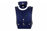 طقم The Shinning Star تصميم الماسي عيار 18