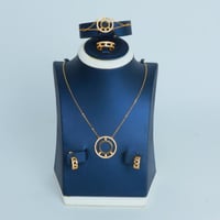 طقم ذهب المسيكاء تصميم الماس عيار 21 وزن 11.7 جرام