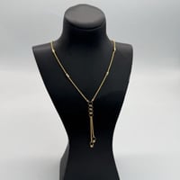 سلسلة ذهب عيار 21 بتصميم مبروم وزن 5.94 جرام