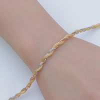 سوار ذهب مبروم مكس ألوان بتصميم عصري عيار 18 وزن 5...