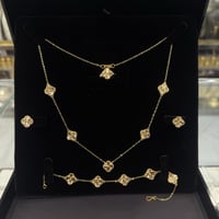 طقم ذهب الفان كليف خمس وردات عيار 21 وزن 17.9 جرام