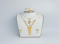 طقم ذهب بمخنقين عيار 21 وزن 19.9 جرام