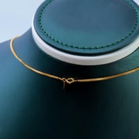 طقم ذهب الوردة بتصميم كرات الدوريكاء عيار 21 وزن 1...