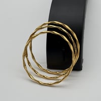 بكج ثلاث غوايش امواج مطفي ولماع عيار 21