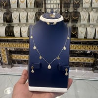 طقم ذهب البوشرون تصميم الماسي عيار 18 وزن 3.6 جرام