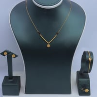 طقم ذهب الوردة عيار 21 وزن 4.26 جرام