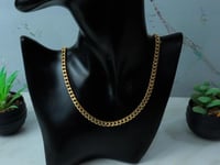 سلسال جنزير ذهب عيار 18 بتصميم كلاسيكي وزن 7.5 جرا...