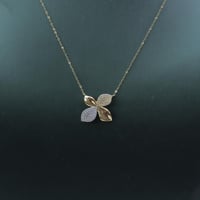 طقم ذهب الباسكال تصميم الماسي عيار 18 وزن 4.76 جرا...