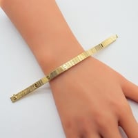 سوارة ذهب اللوف Limited عيار 18 وزن 12.55 جرام بتص...