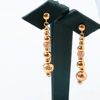 طقم ذهب الببلز عيار 21 وزن 19.10 جرام