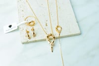 طقم ذهب بلغاري عيار 21 بتصميم الماسي وزن 9 جرام