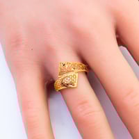 خاتم ذهب عيار 21 وزن 1.38 جرام