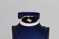 طقم ذهب البوشرون نواعم عيار 18 وزن 4.3 جرام