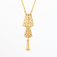 سبحة ذهب بحريني عيار 21 لأطلالة فاخرة بوزن 13.9 جر...