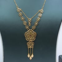 طقم ذهب عيار 21 وزن 8.9 جرام