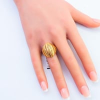 خاتم ذهب تصميم ايطالي عيار 21 وزن 2.45 جرام