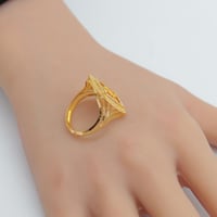 خاتم ذهب الوردة المربع عيار21 وزن 3.7 جرام