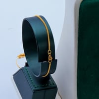 طقم ذهب الوردة بتصميم كرات الدوريكاء عيار 21 وزن 1...