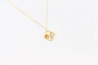 سلسال ذهب الفان كليف نواعم بلمسه الماسية عيار 18 و...