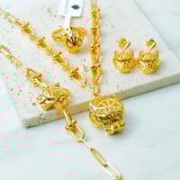 طقم جنزير ذهب بتصميم التايقر عيار 21 وزن 16.8 جرام