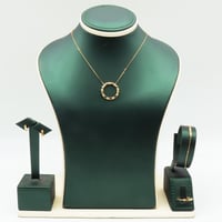 طقم ذهب اللوف تصميم الماسي عيار 18 وزن 4.26 جرام