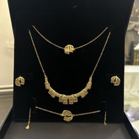 طقم عيار 21 وزن 9.7 جرام