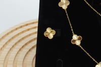 طقم ذهب الفان كليف خمس وردات عيار 21 وزن 9.7 جرام