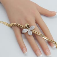 اسوارة ذهب روبيرتو كوين تصميم الماسي عيار 18 وزن 1...