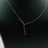 طقم ذهب صافي عيار 18 وزن 5.6 جرام - تصميم انيق