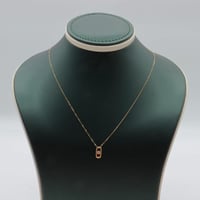 عقد ذهب عيار 18 تصميم ألماسي وزن 0.54 جرام بأسلوب...