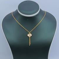 سلسال ذهب تصميم الفان كليف عيار 21 وزن 3.9 جرام